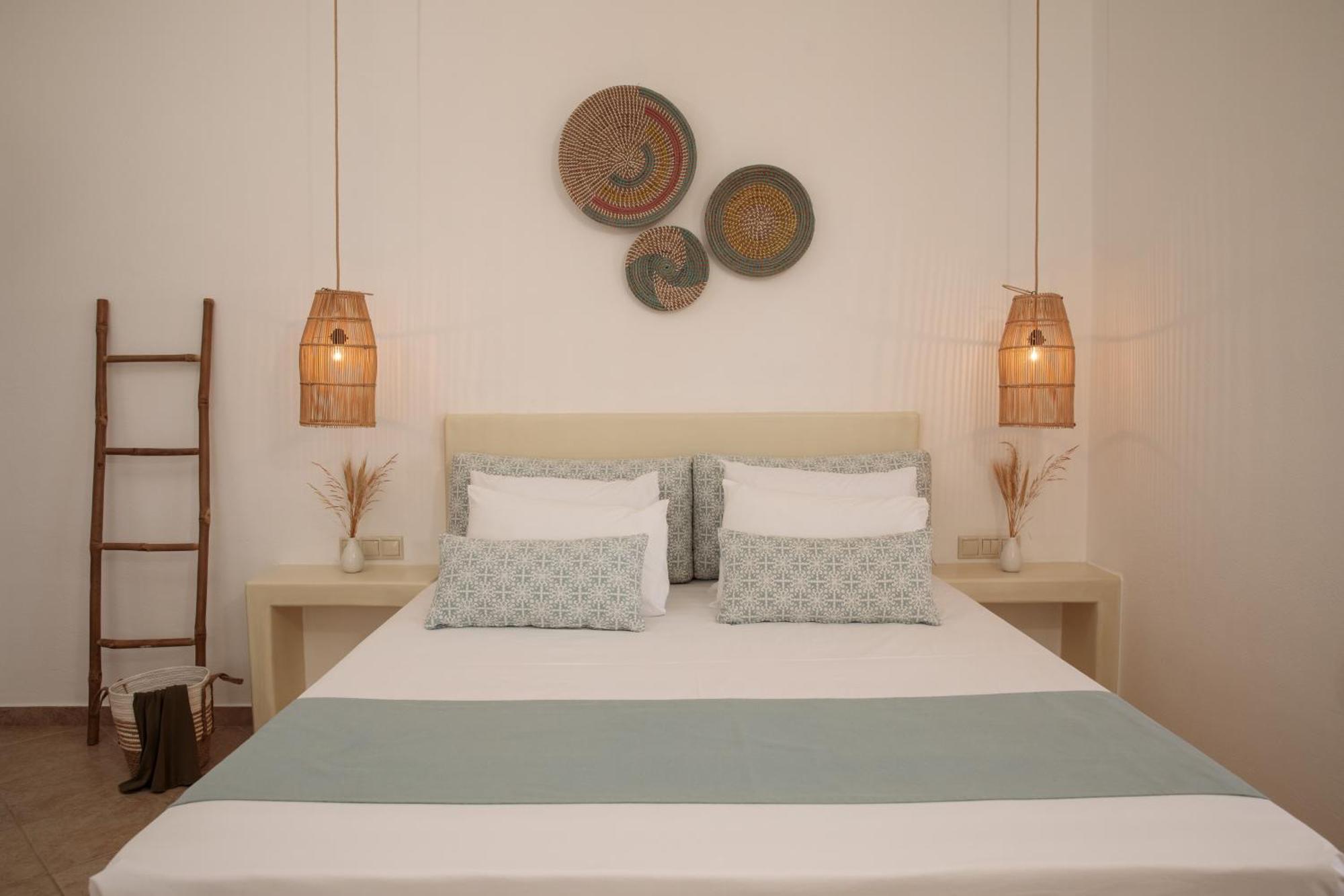 Maria'S Rooms & Studios Agia Anna  Extérieur photo